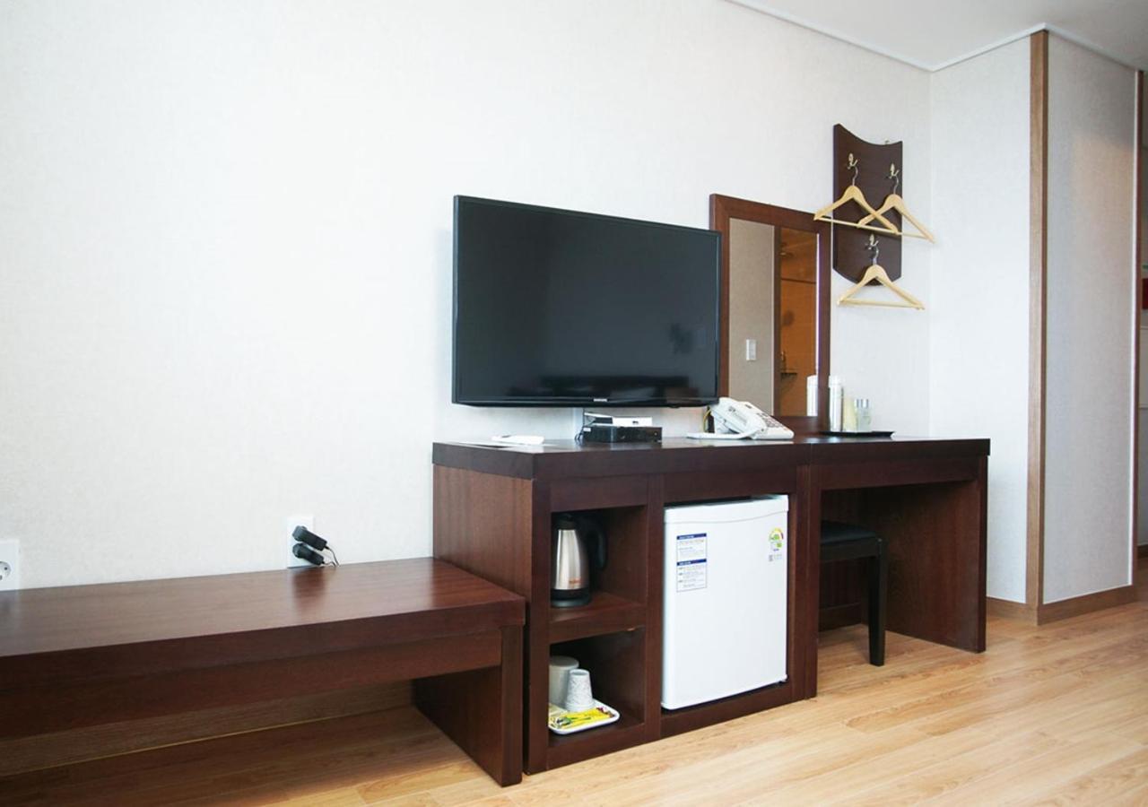 Iris Hotel Согвіпо Екстер'єр фото