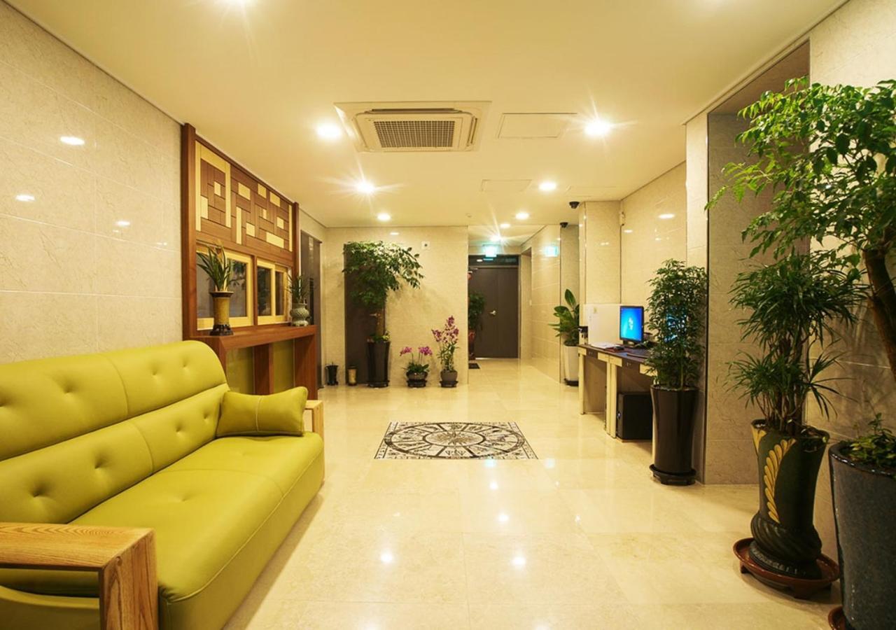 Iris Hotel Согвіпо Екстер'єр фото