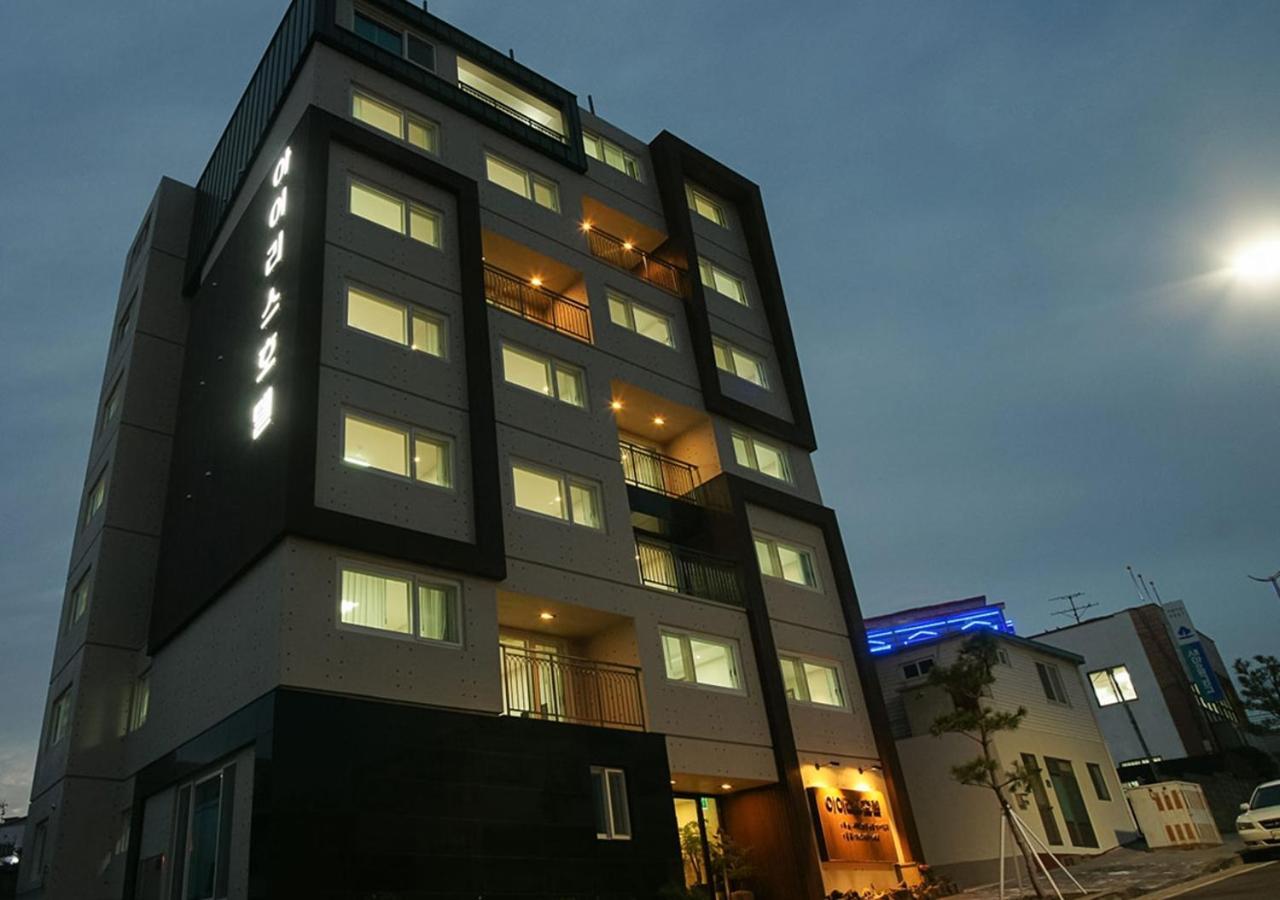 Iris Hotel Согвіпо Екстер'єр фото